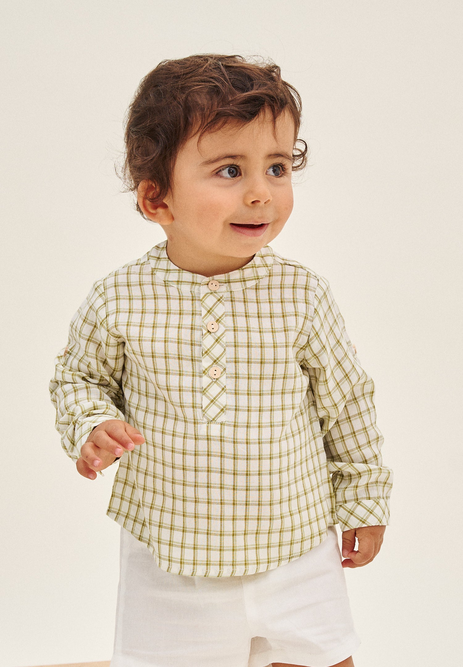 Conjunto bebé niño camisa vichy verde pistacho y short blanco