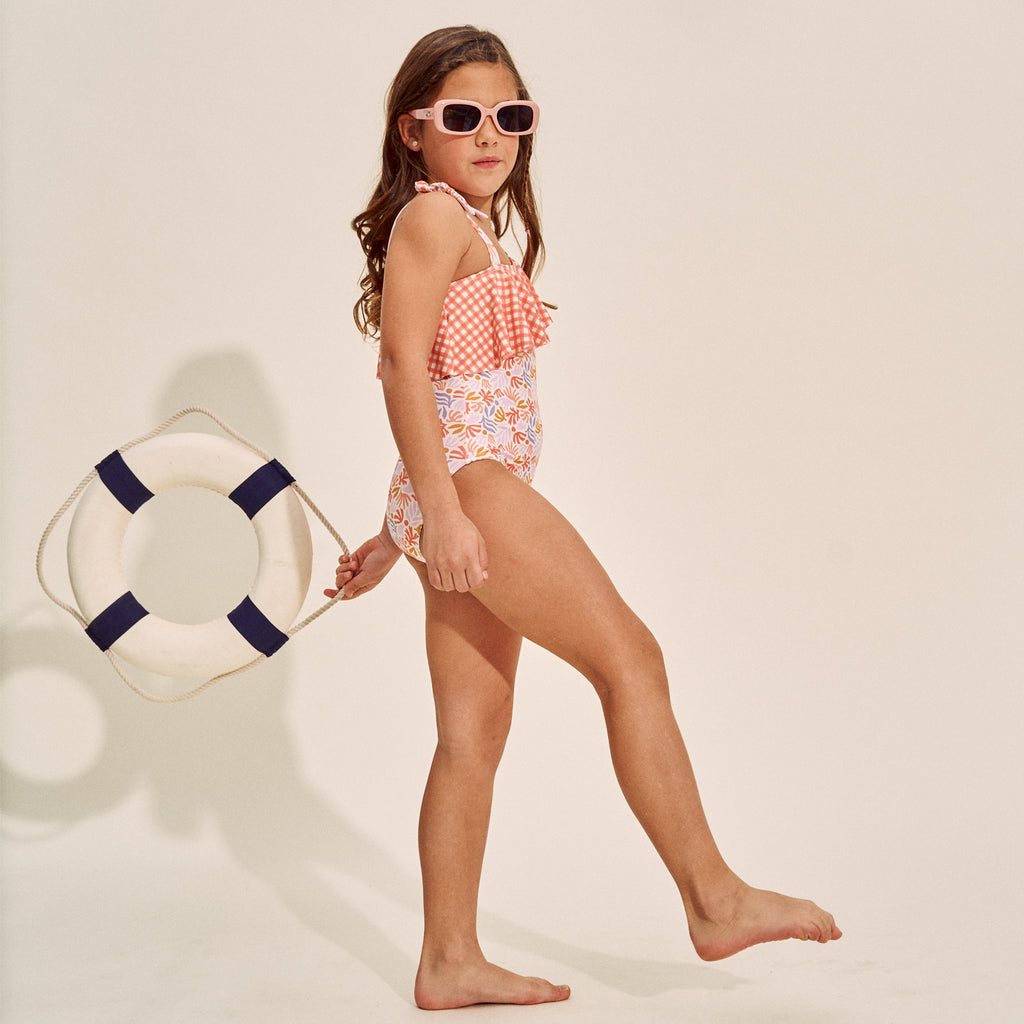 Traje de baño niña vichy coral con flores coral y lilas