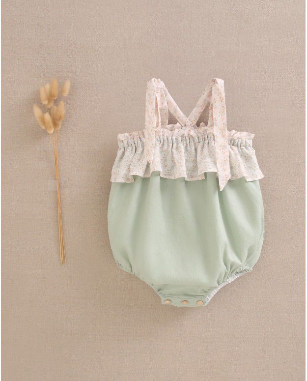 Ranita bebé niña verde agua con bordes blancos