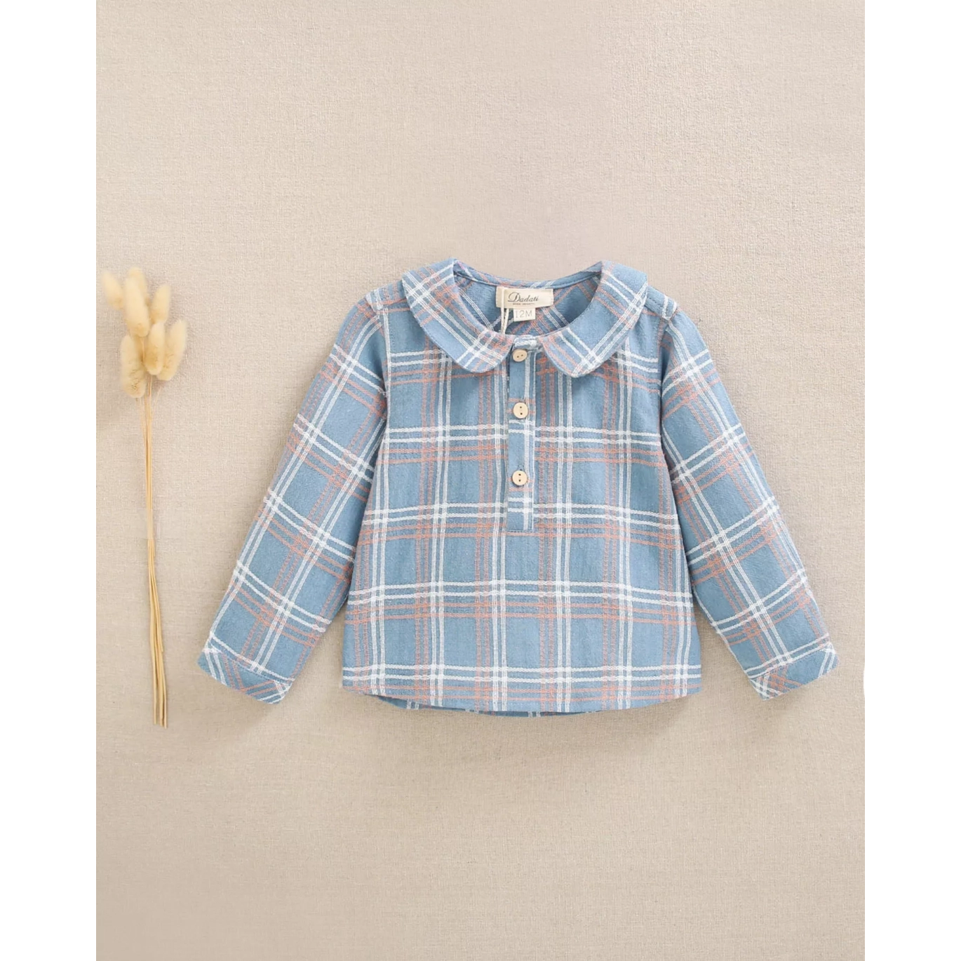Camisa de bebé niño azul con detalles naranjas