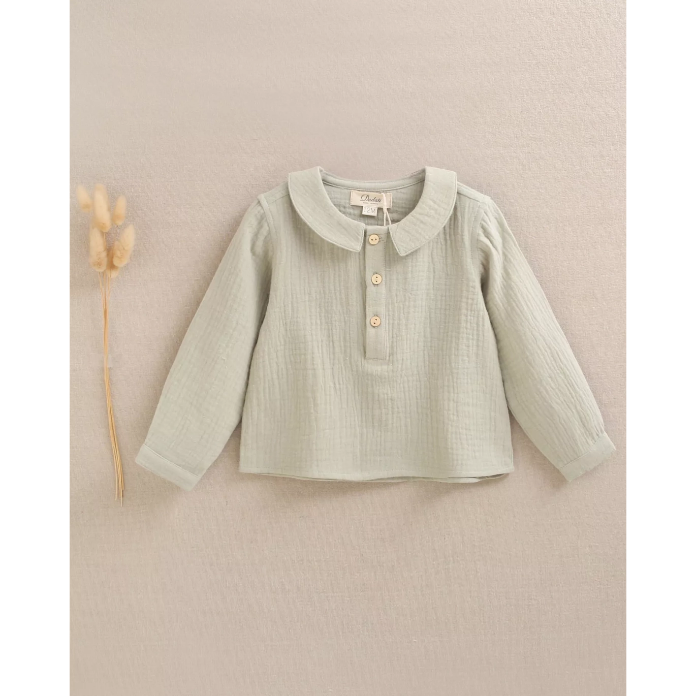 Camisa de bebé niño de muselina color verde