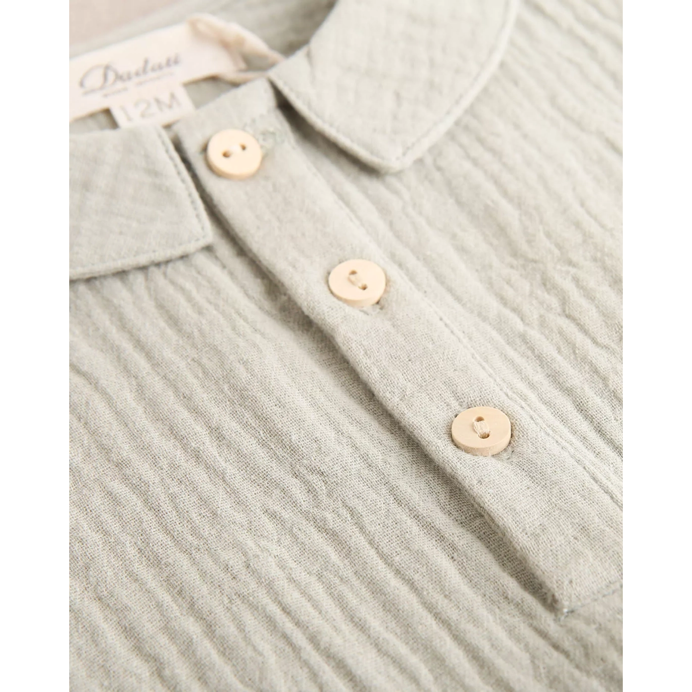 Camisa de bebé niño de muselina color verde