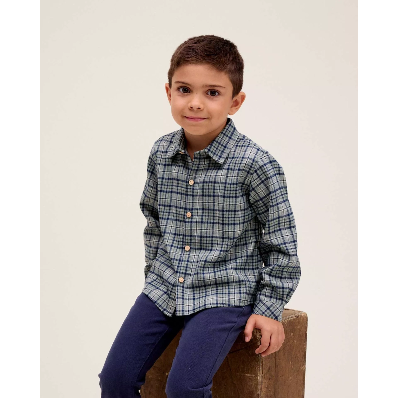 Camisa de niño de cuadros azul marino y verde