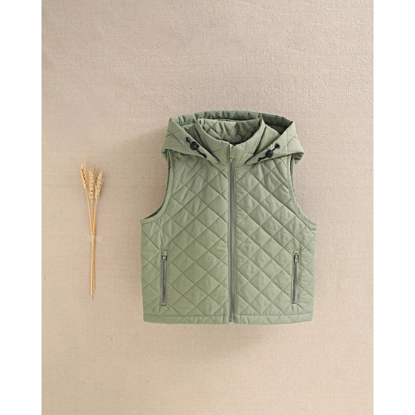 Parka acolchado con capucha para niño en color verde