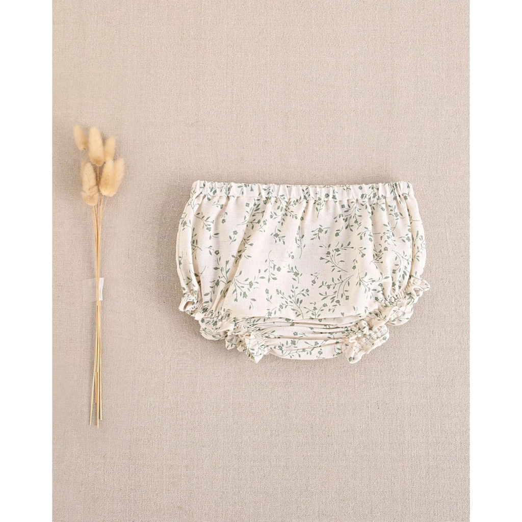Cubrepañal de bebé niña con estampado de flores