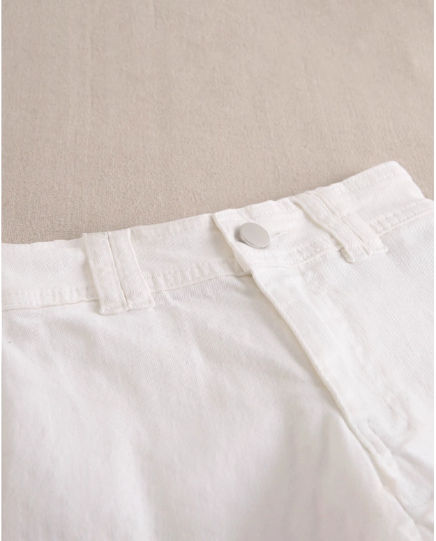 Jeans de niña en blanco tipo culotte