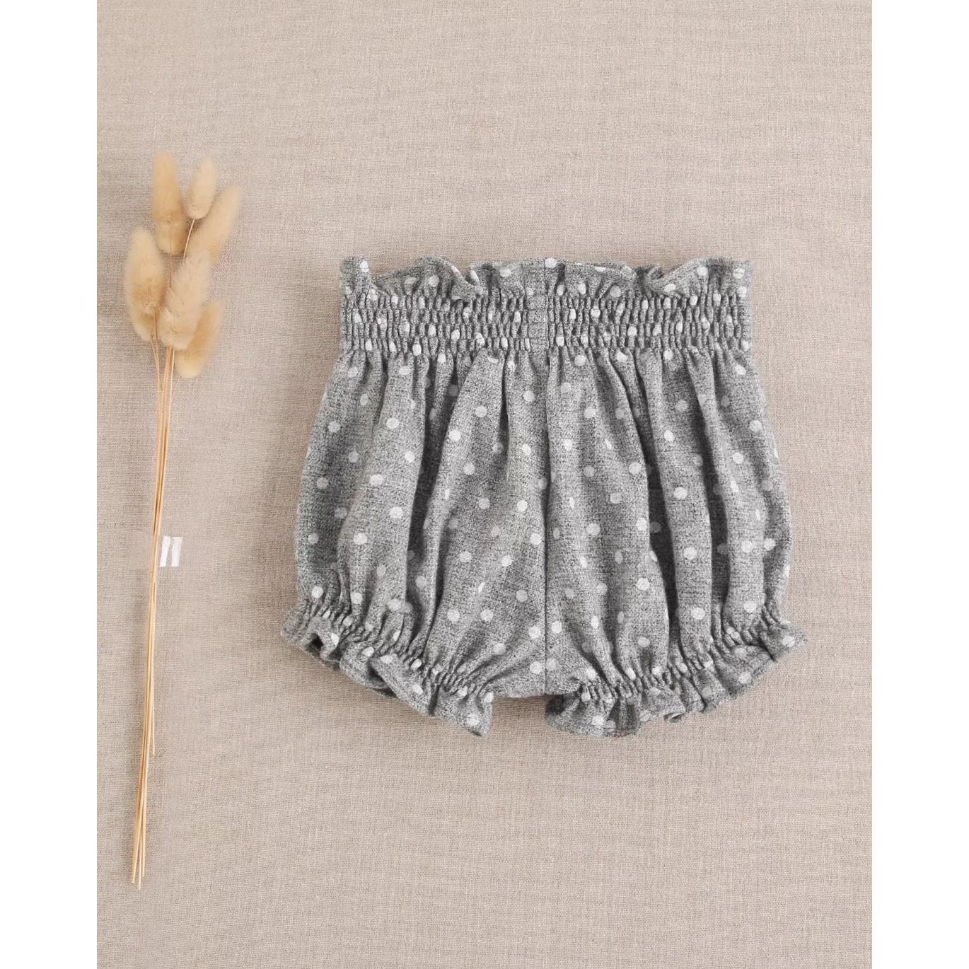Short de bebé niña en gris jaspeado con topos