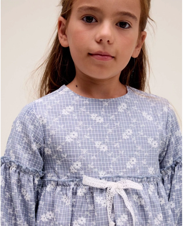 Vestido de niña de cuadro vichy con estampado floral
